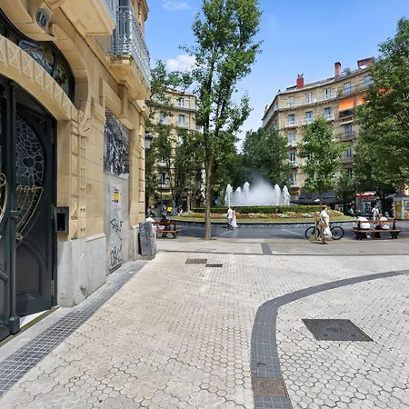 Apartment Katedrala By Feelfreerentals